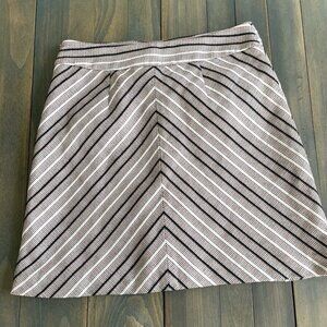 Ann Taylor LOFT Chevron Textured Mini Skirt Pink Black White - Size 10 (R8)